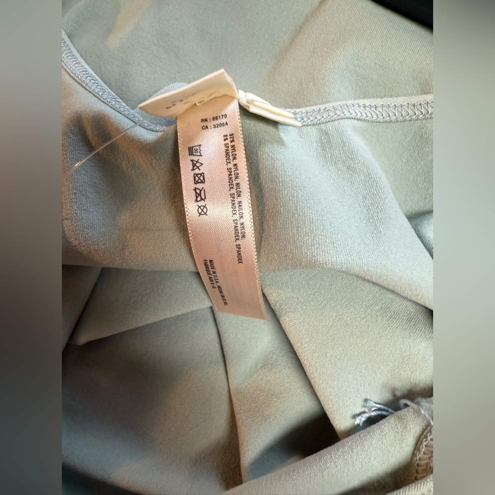 Anthropologie Green Fitted Sleeveless Tank Top - Picture 3 of 6